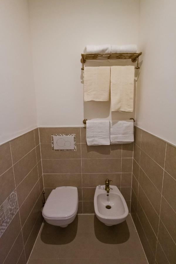 Golden Rooms Bed & Breakfast Trieste Dış mekan fotoğraf