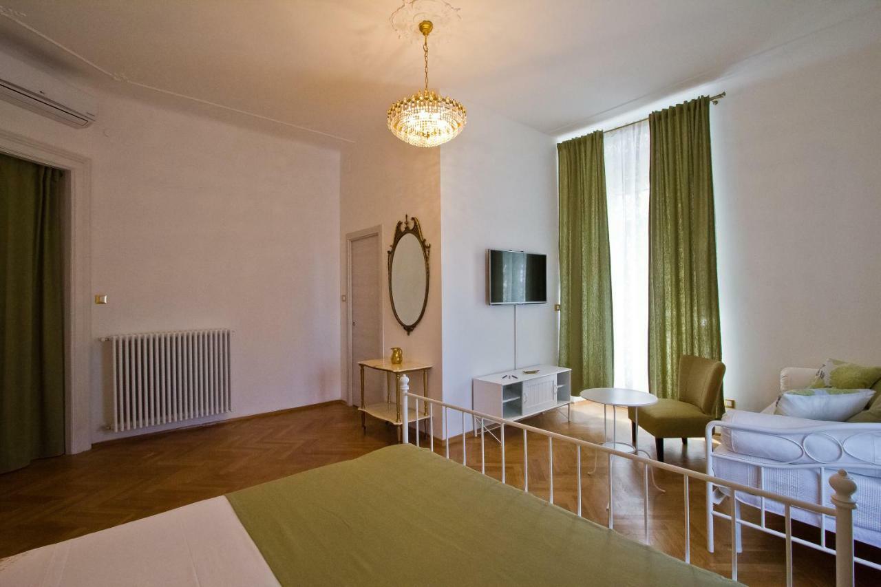 Golden Rooms Bed & Breakfast Trieste Dış mekan fotoğraf